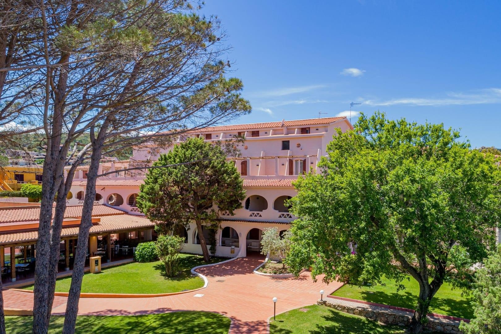 blu hotel laconia village_18.jpg