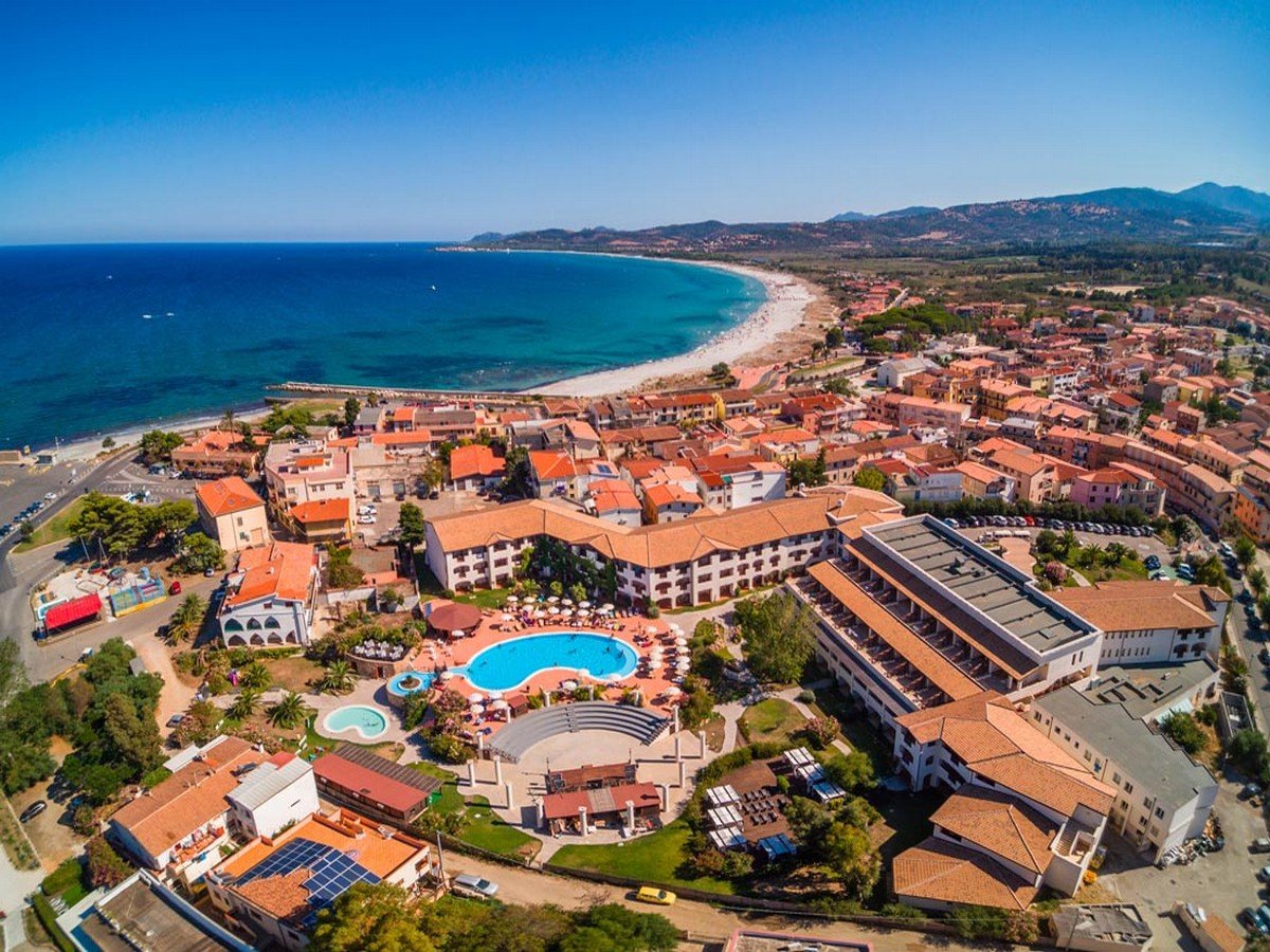 CALA DELLA TORRE HOTEL SINISCOLA SARDEGNA (4).JPG