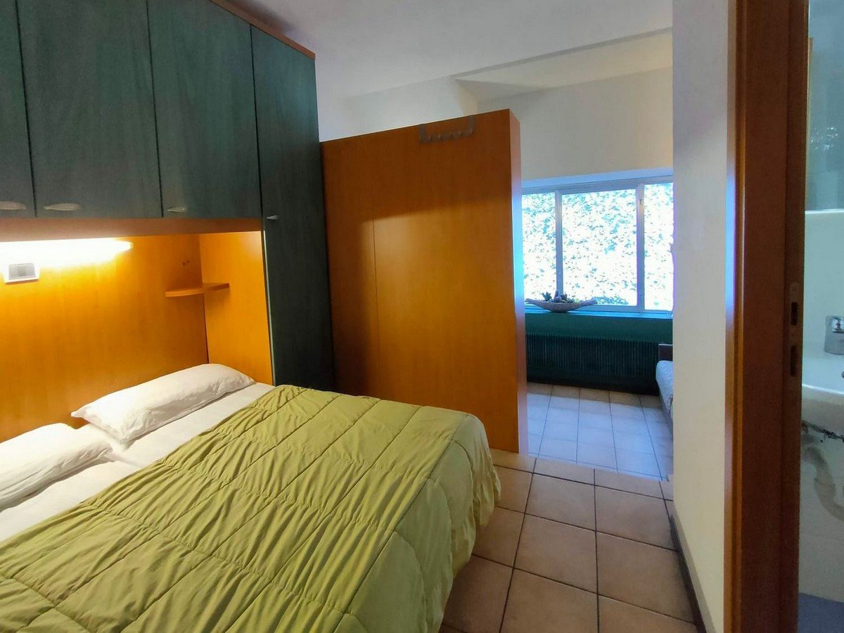 happy holiday marilleva 1400 .JPG