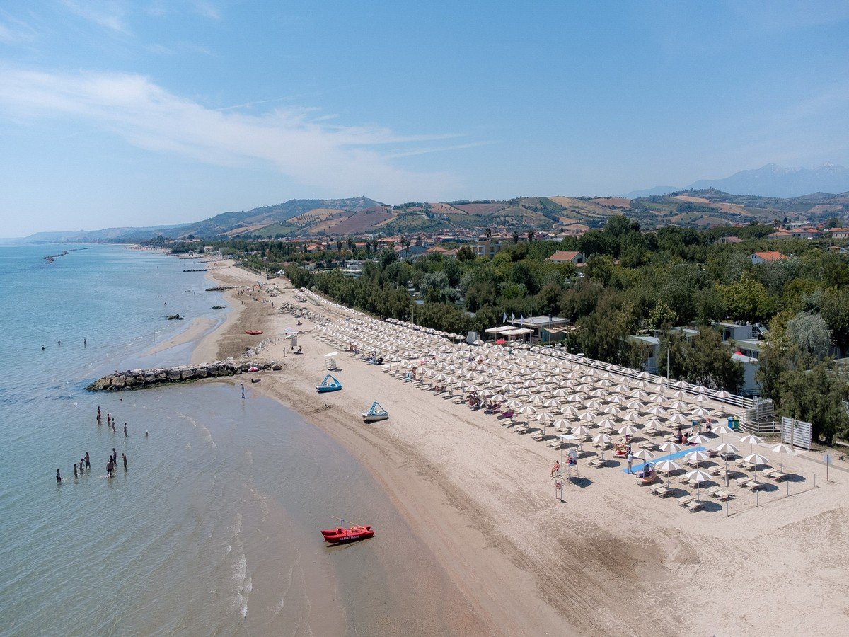 spiaggia-panoramica2.JPG