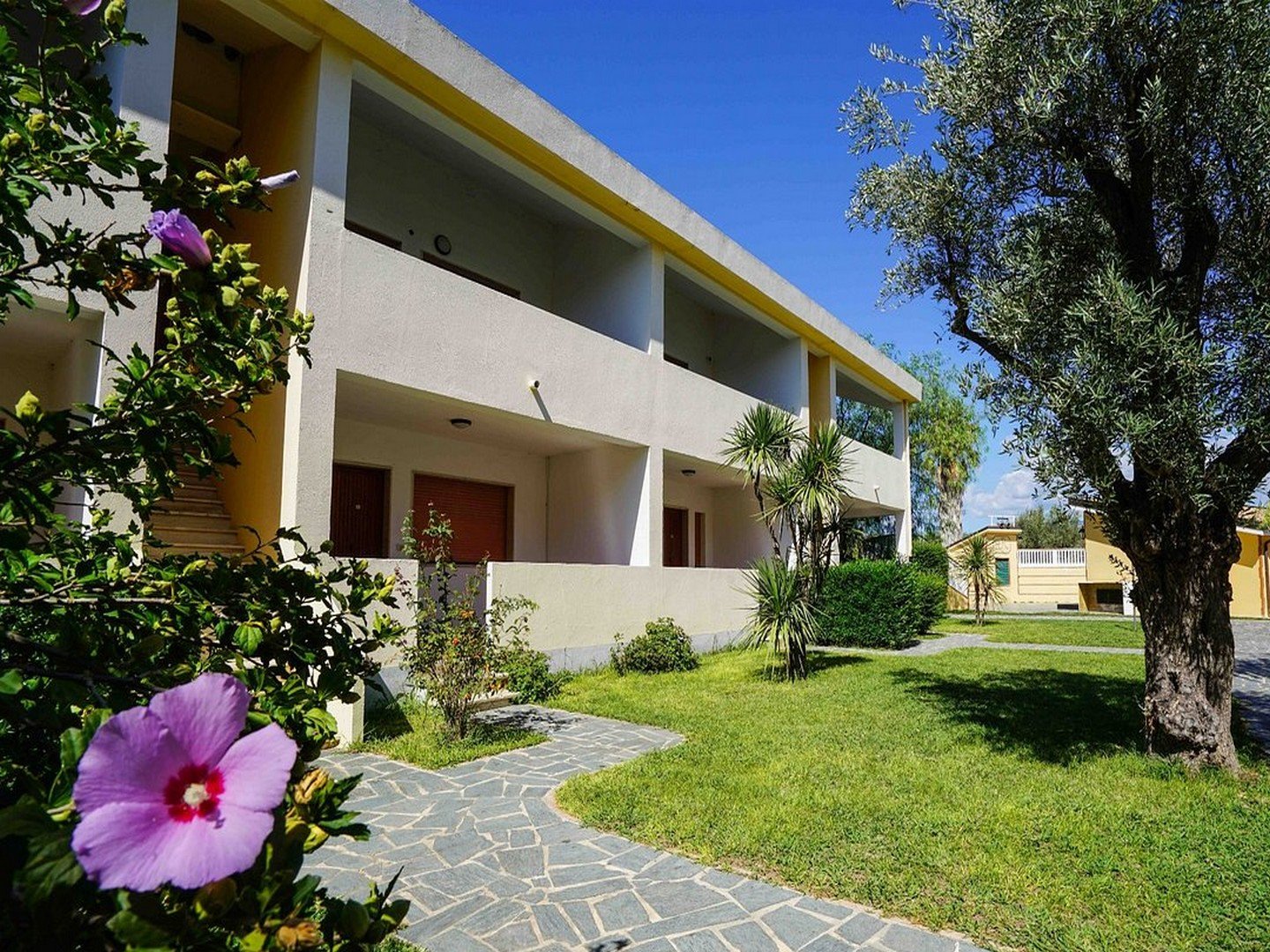 triton-villas-residence (12).jpg